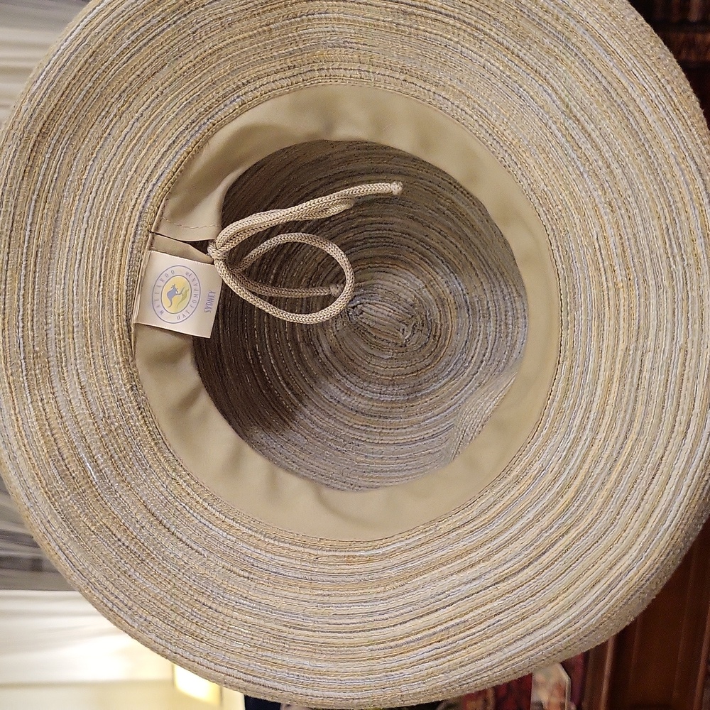 Wallaroo Sydney Hat with Bonus Green Silk Scarf Band - Picture 3 of 3